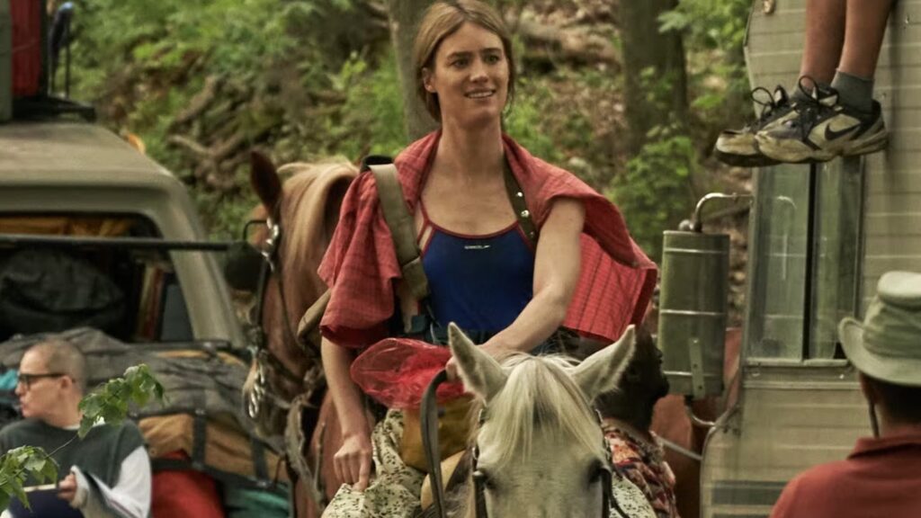 Mackenzie Davis in station eleven