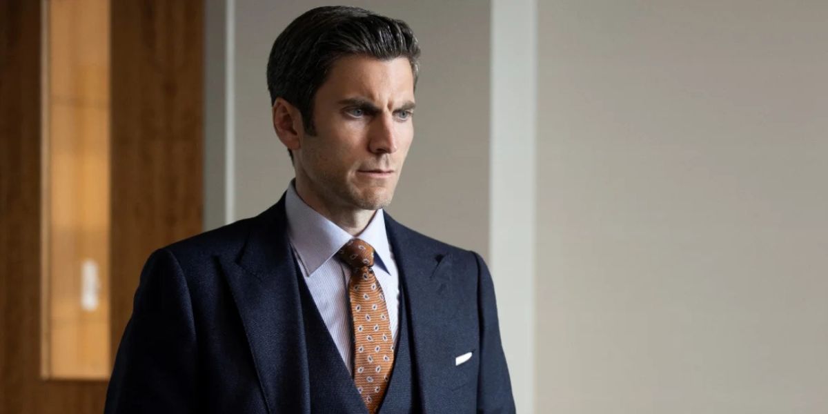 Wes Bentley as Jamie Dutton looking angry in a suit in Yellowstone