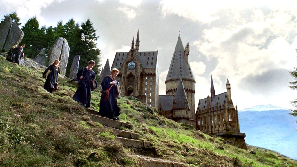 a scene from harry potter the prisoner of azkaban
