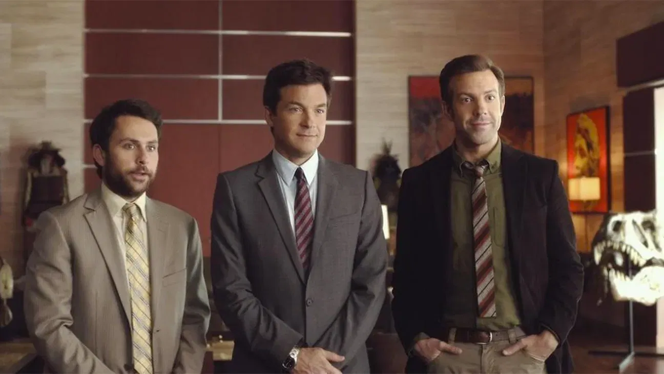Extract Ending Explained: Why This Underrated Jason Bateman Comedy Is a ...