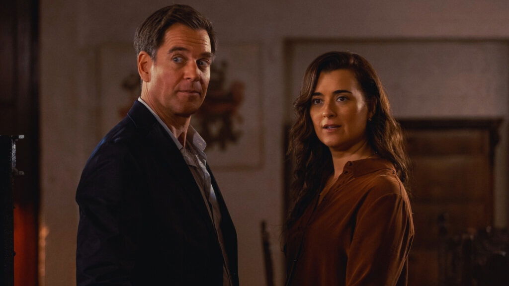 Tony and Ziva  in a still from NCIS: Tony & Ziva