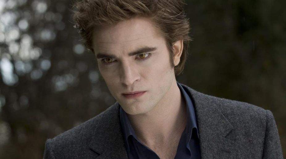 Robert Pattinson as Edward Cullen in New Moon.