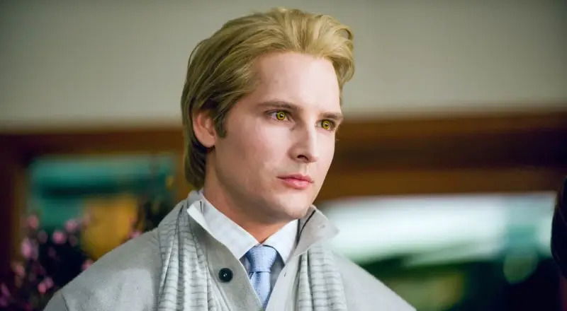 Peter Facinelli as Carlisle Cullen in the Twilight saga.