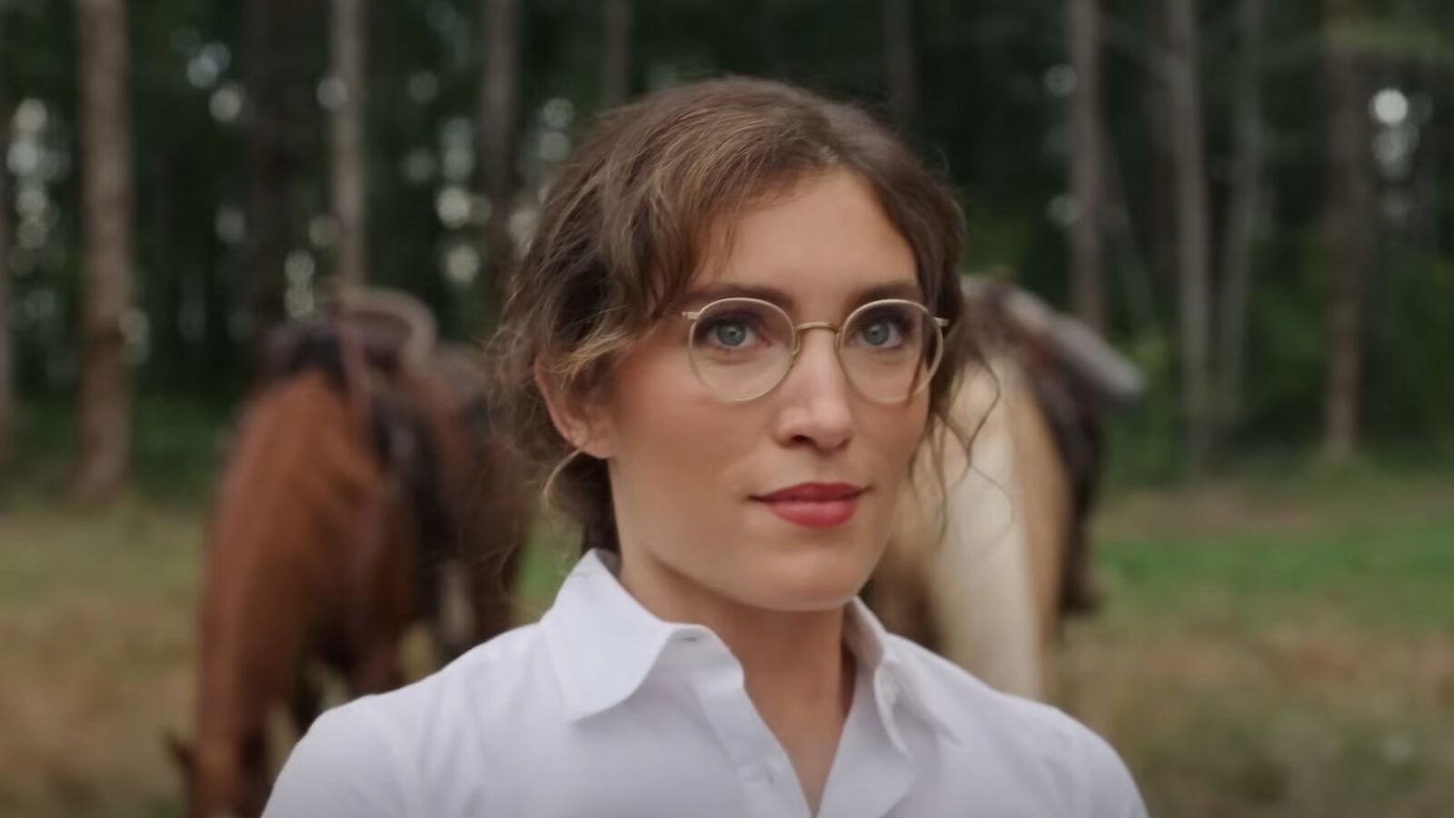 Miranda MacDougall as her character Edie Martell from the Hallmark Channel series When Calls the Heart.