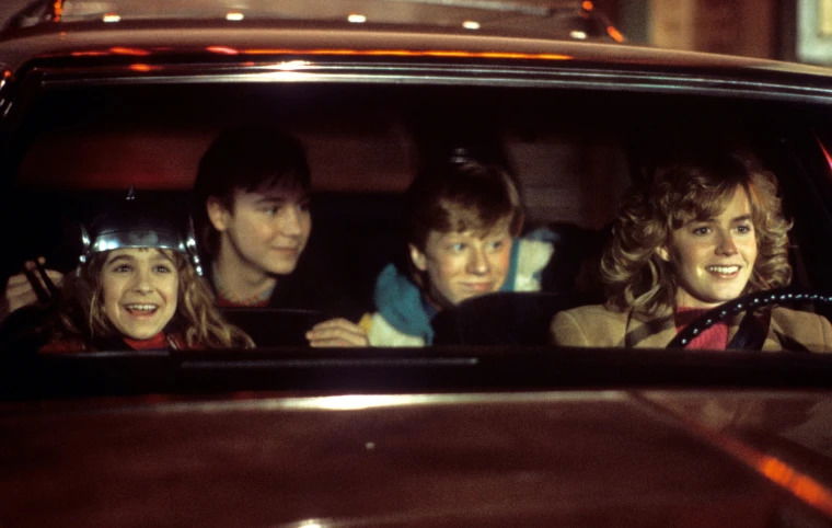 A still from Chris Columbus's Adventures in Babysitting (1987).