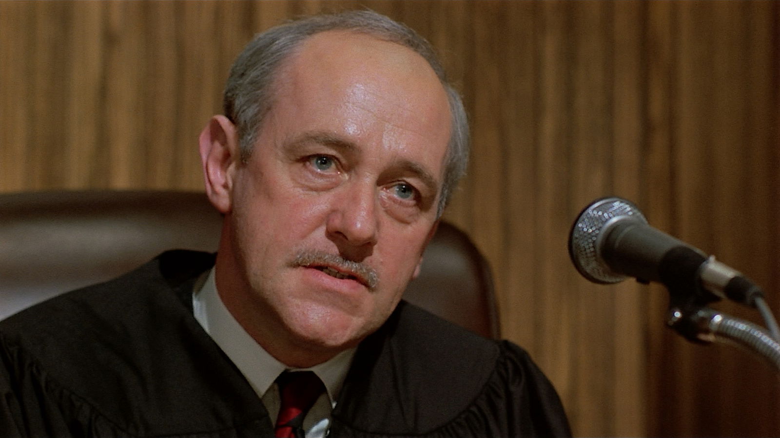 Frasier Legend John Mahoney on the Co-star Who Bit Him Twice: 