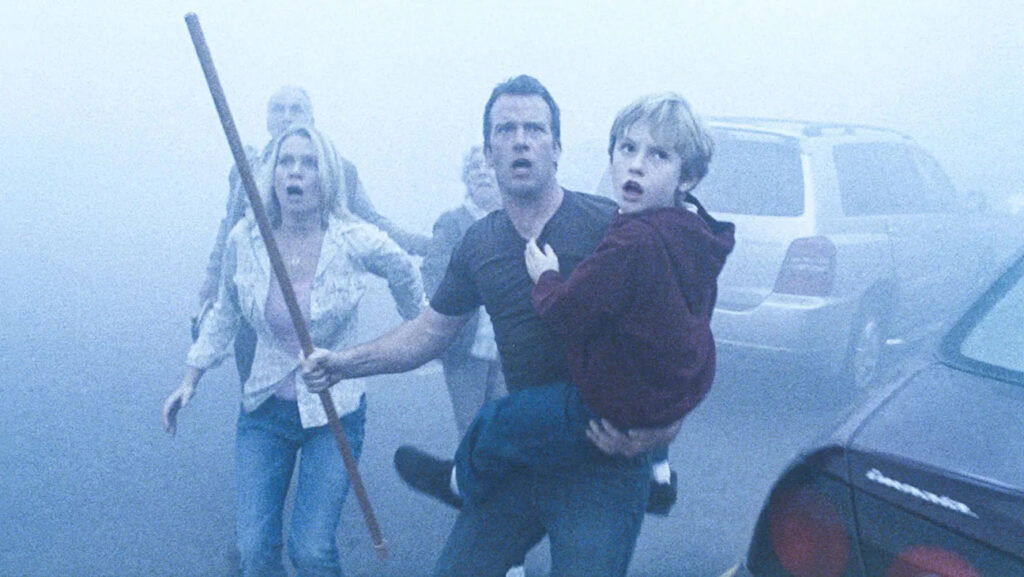A still from Stephen King's bleakest film adaptation, The Mist (2007).