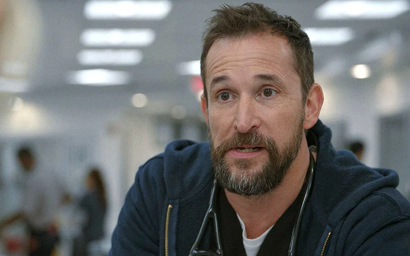 noah wyle in the pitt