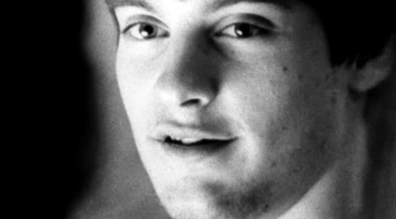 Tobey Maguire in Don's Plum (2001)
