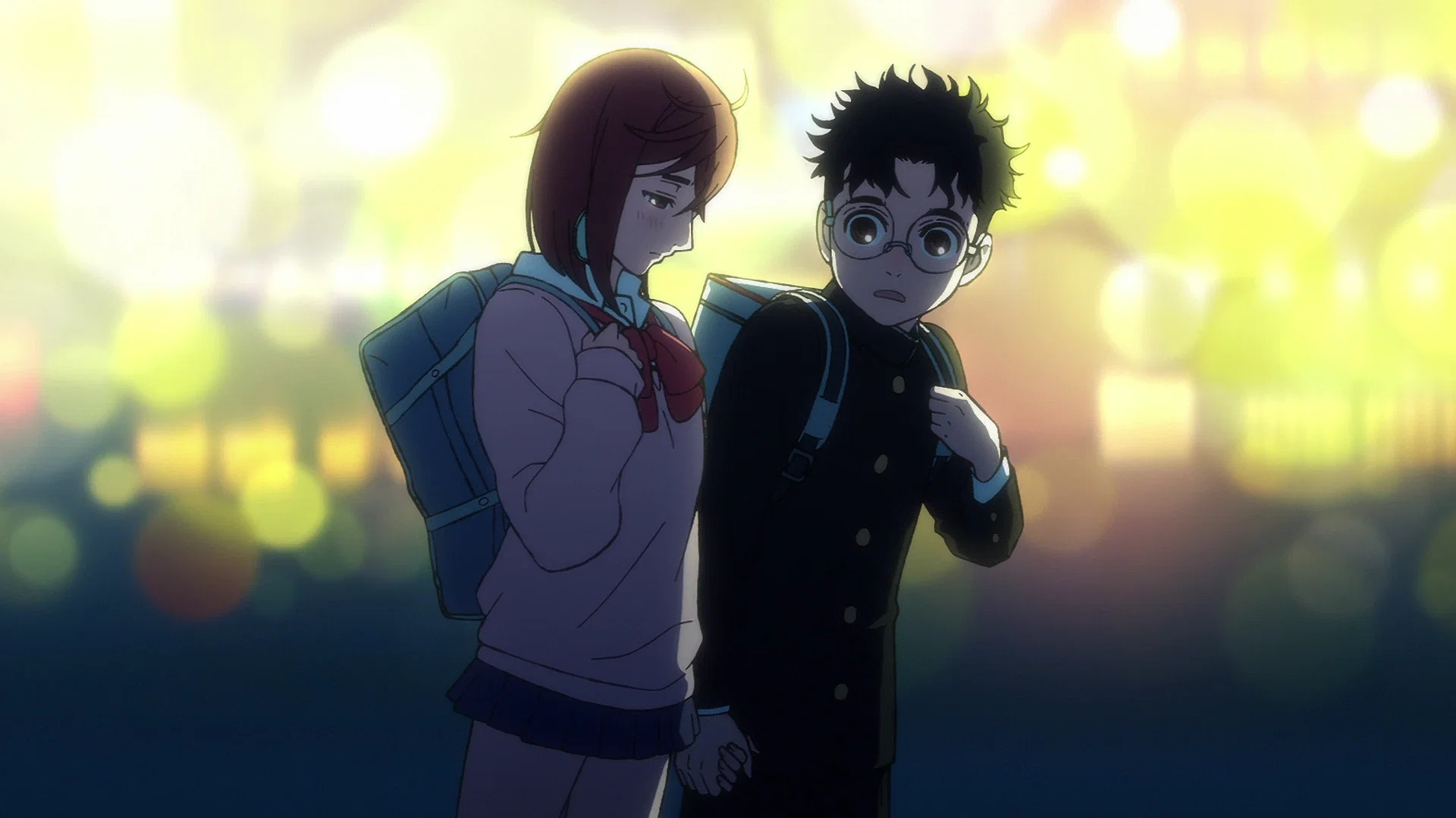 Japan Picks Detective Conan Over Spy x Family 16 Momo and Okarun hold hands in Dandadan.