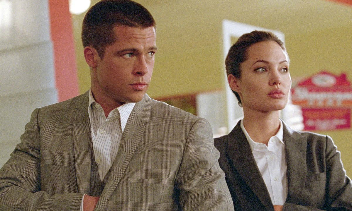 Brad Pitt and Angelina Jolie in Mr and Mrs Smith