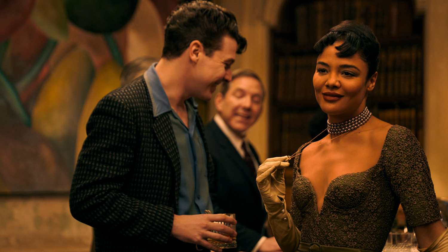 Hedda: Is Tom Bateman Related to Jason Bateman? Details Inside