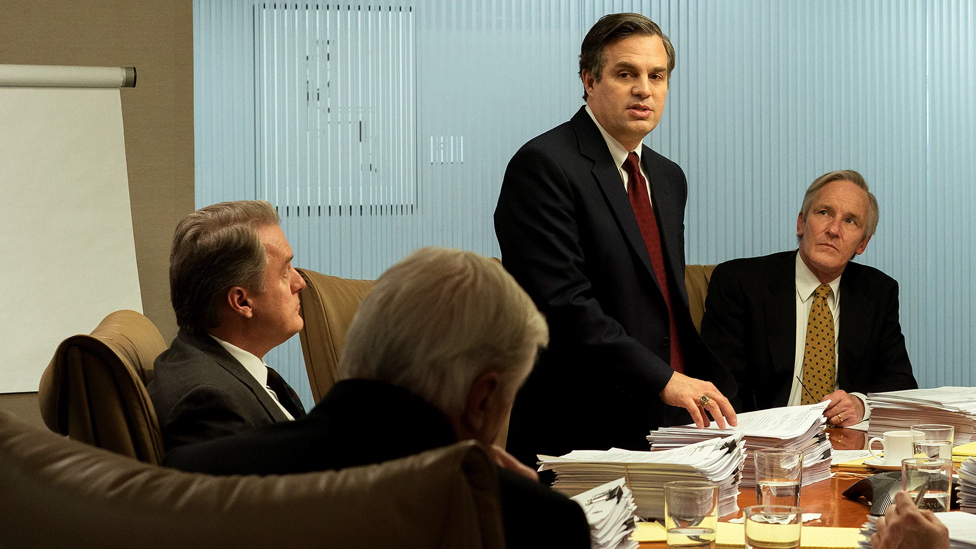 Ed Ruffalo 6 Years After Dark Waters, Mark Ruffalo Becomes Real-Life Rob Bilott ...