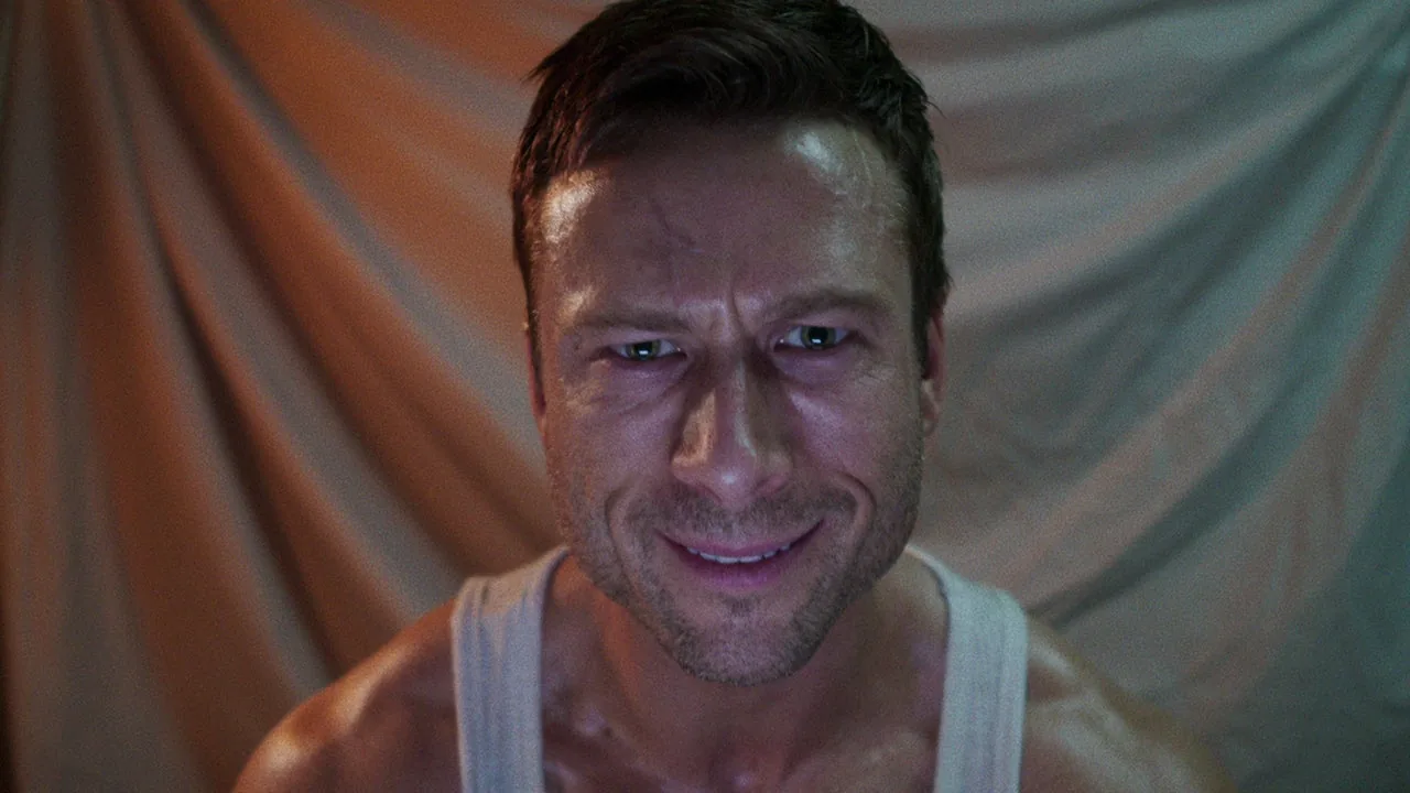 After Running Man, Glen Powell Should Star In a Reboot of Harrison Ford's Best Action Movie That Isn't Air Force One 1 Powell plays the role of Ben Richards in the film.