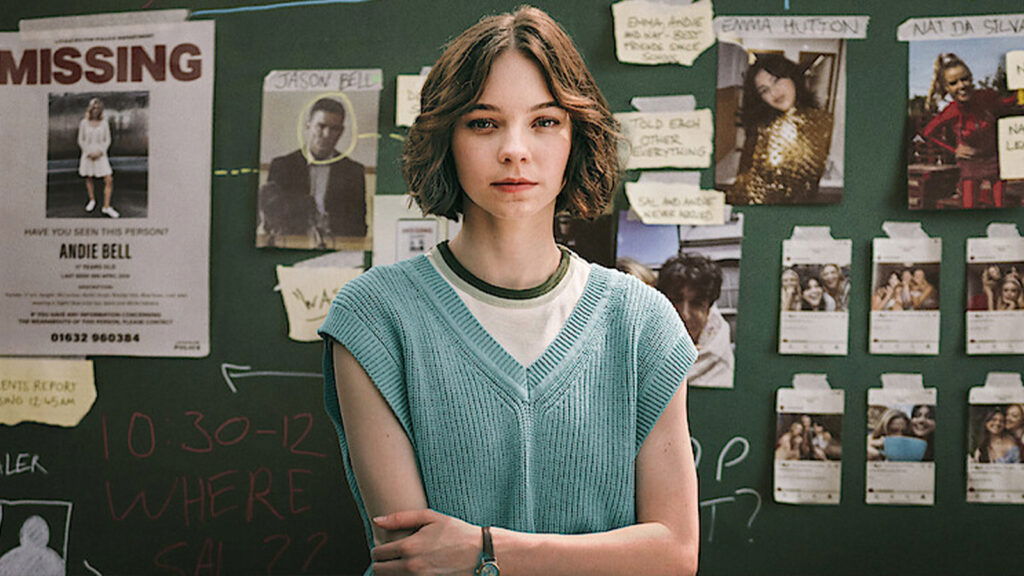 Emma Myers In "A Good Girl’s Guide to Murder"