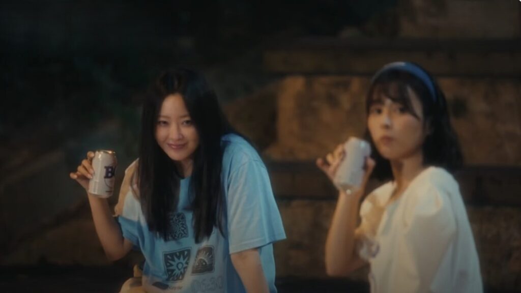 No Next Life Season 1 Episode 2: Release Date, Time & Where to Watch 48 Kim Hee-sun and Han Hye-jin from No Next Life K-drama holding drinks and enjoying a casual moment together outdoors