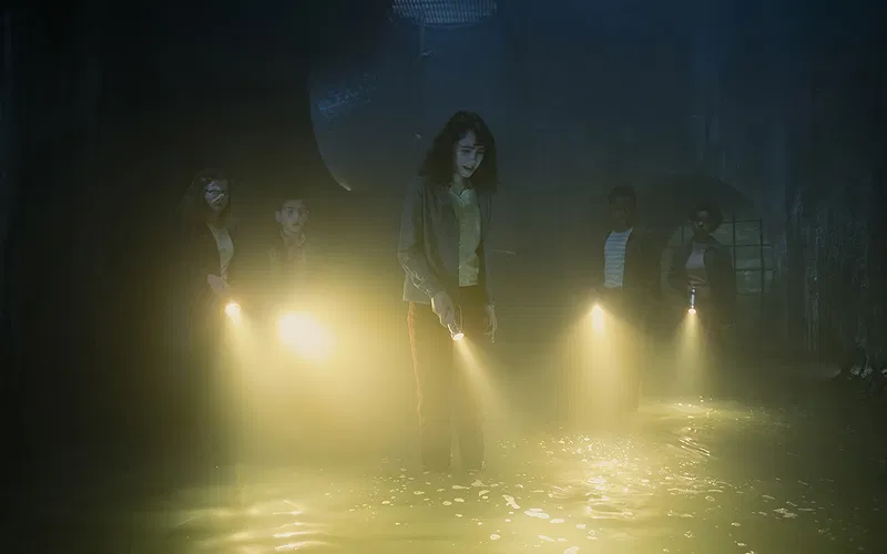 IT: Welcome to Derry — “29 Neibolt Street” — Episode 5 Spoiler Recap and Review Matilda Lawler, Arian S. Cartaya, Clara Stack, Blake Cameron James, and Amanda Christine in IT: Welcome to Derry