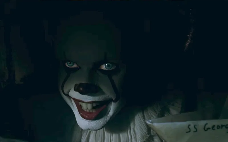 Welcome to Derry Episode 5: Why Did the Military Switch to Red Lights? The Scene Finally Explained Bill Skarsgård as Pennywise in a still from It