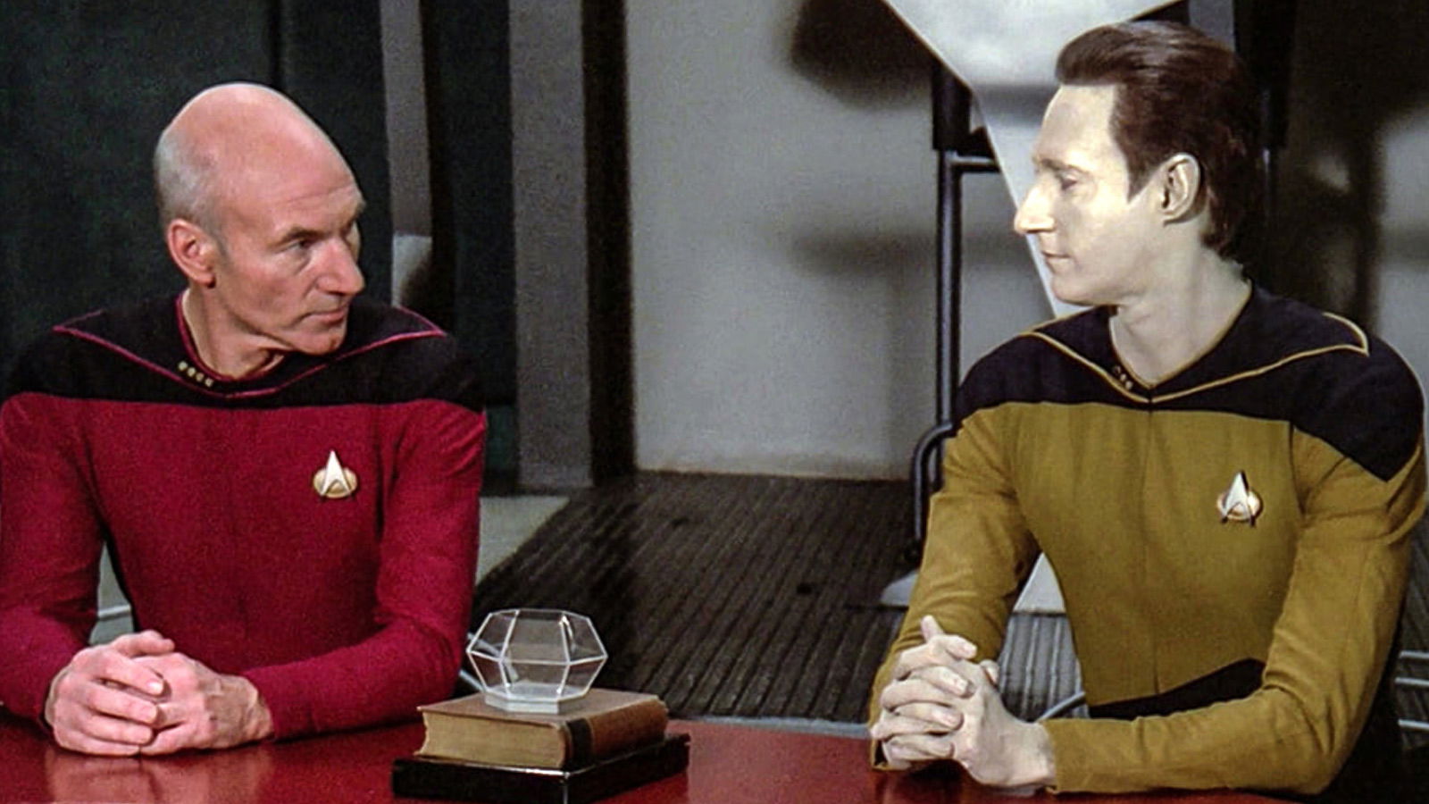 The Federation Is Evil: One Starfleet Decision That Justified Slavery Changed Star Trek Forever