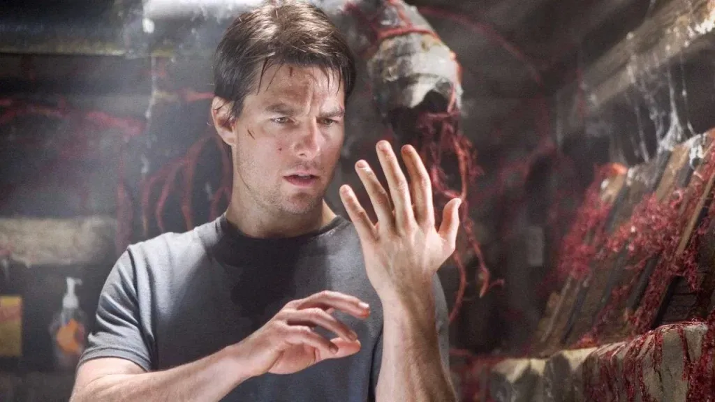 Tom Cruise in War of the Worlds