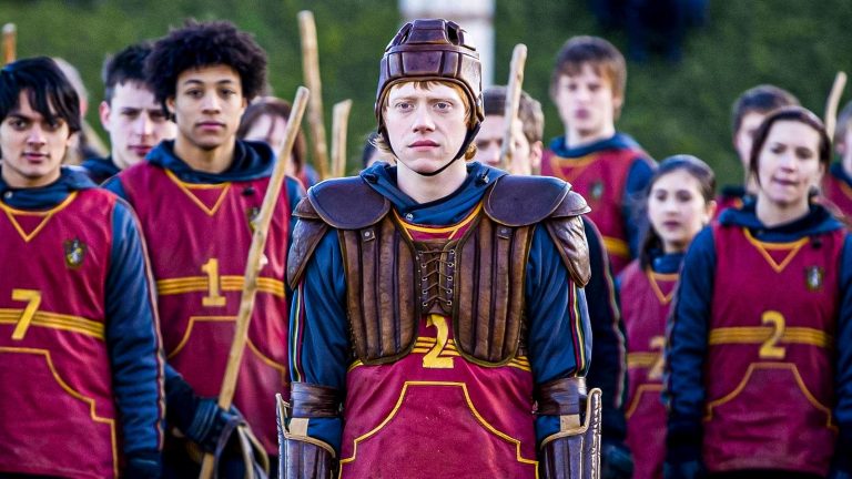 gryffindor quidditch team still from harry potter half blood prince