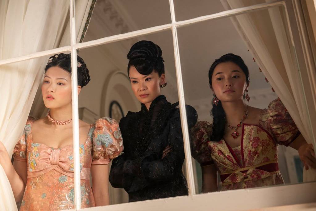 Katie Leung as Lady Araminta Gun, with her two daughters in Bridgerton