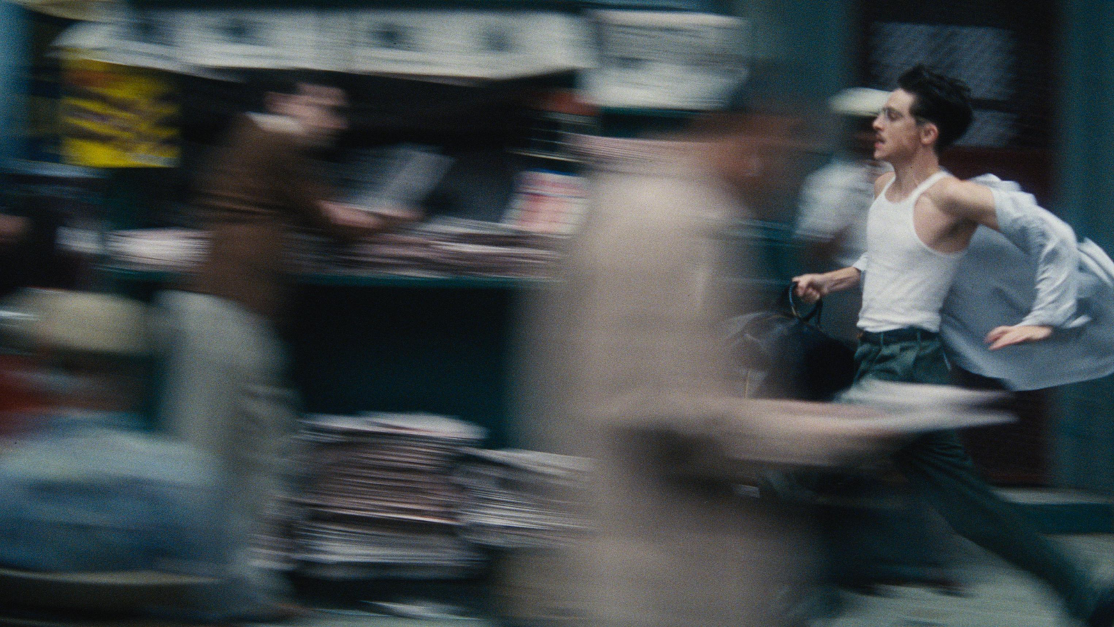 "We almost hid the camera": How Oscar-Nominated Cinematographer Filmed Marty Supreme’s Tear-Jerking Ending 1