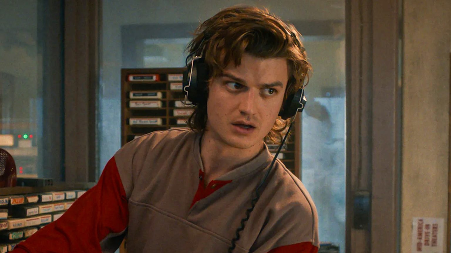 “He forced himself on Nancy”: Did Joe Keery Change Steve’s Much Darker