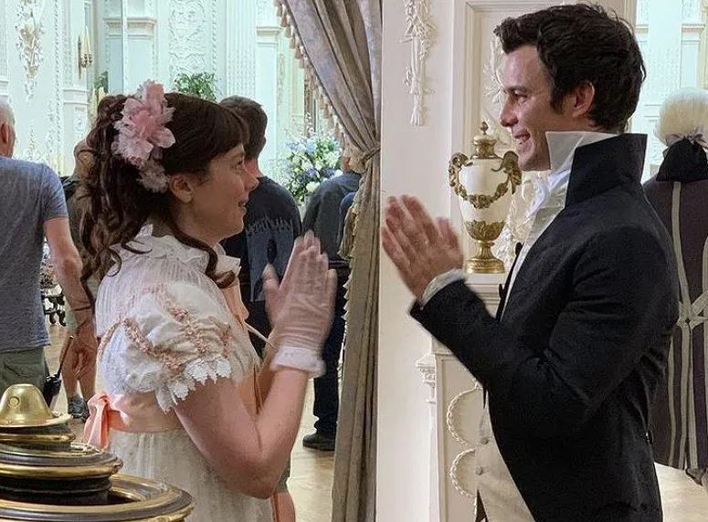 Bridgerton: One Season 4 Theory Suggests the Season 5 Lead Is Already Hiding in Plain Sight