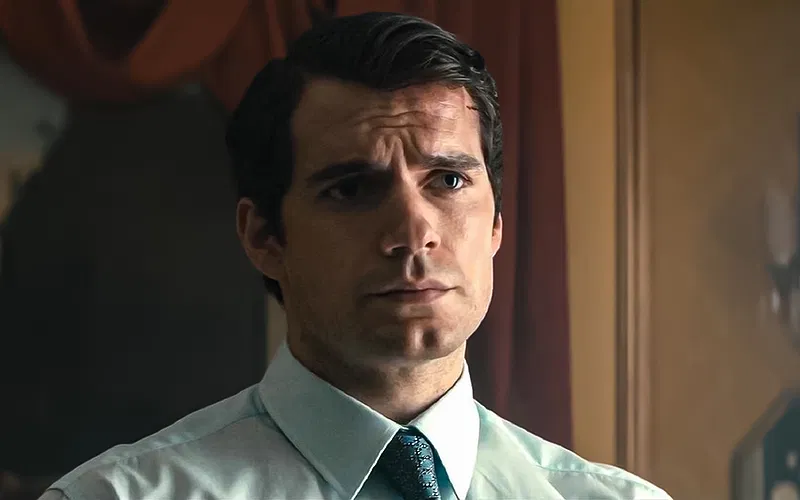 Fact Check: Is Henry Cavill the Main Villain in The Mummy 4? 1 Henry Cavill in a white shirt and tie