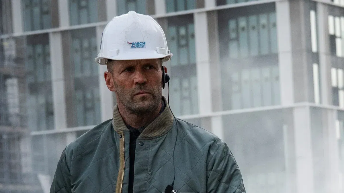 Streaming Hit: Jason Statham's Most Unhinged One Man Army Thriller ...