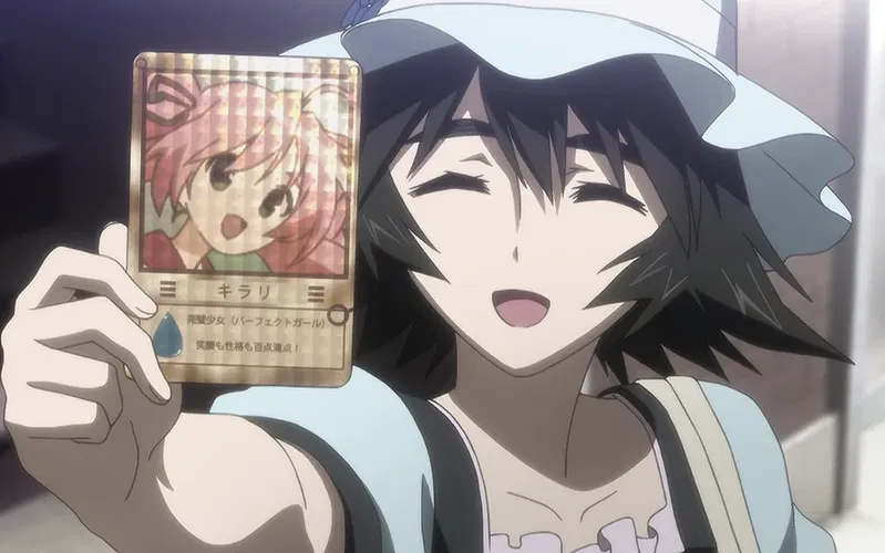 Shina showing her card