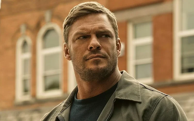 Allen Ritchson Absolute Batman After Watching War Machine, I’m Sure Only Alan Ritchson Is Buff Enough ...