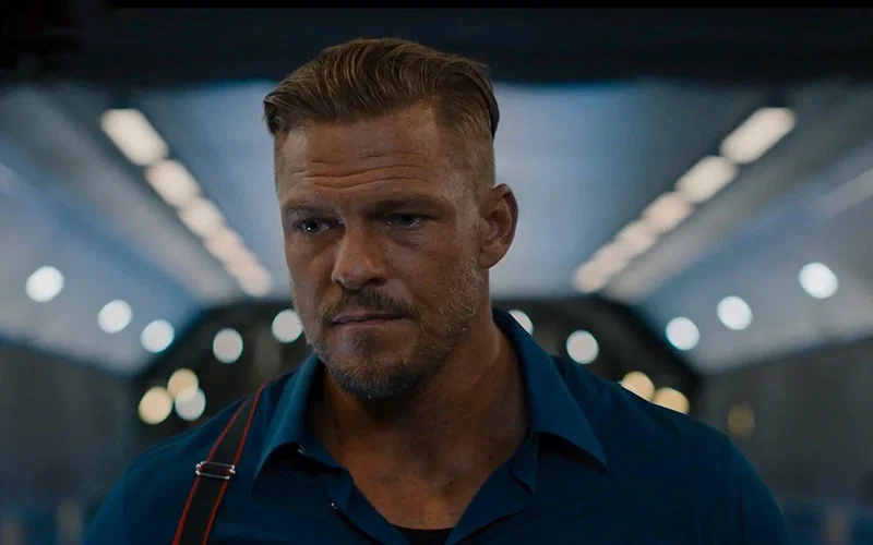 Allen Ritchson Absolute Batman After Watching War Machine, I’m Sure Only Alan Ritchson Is Buff Enough ...