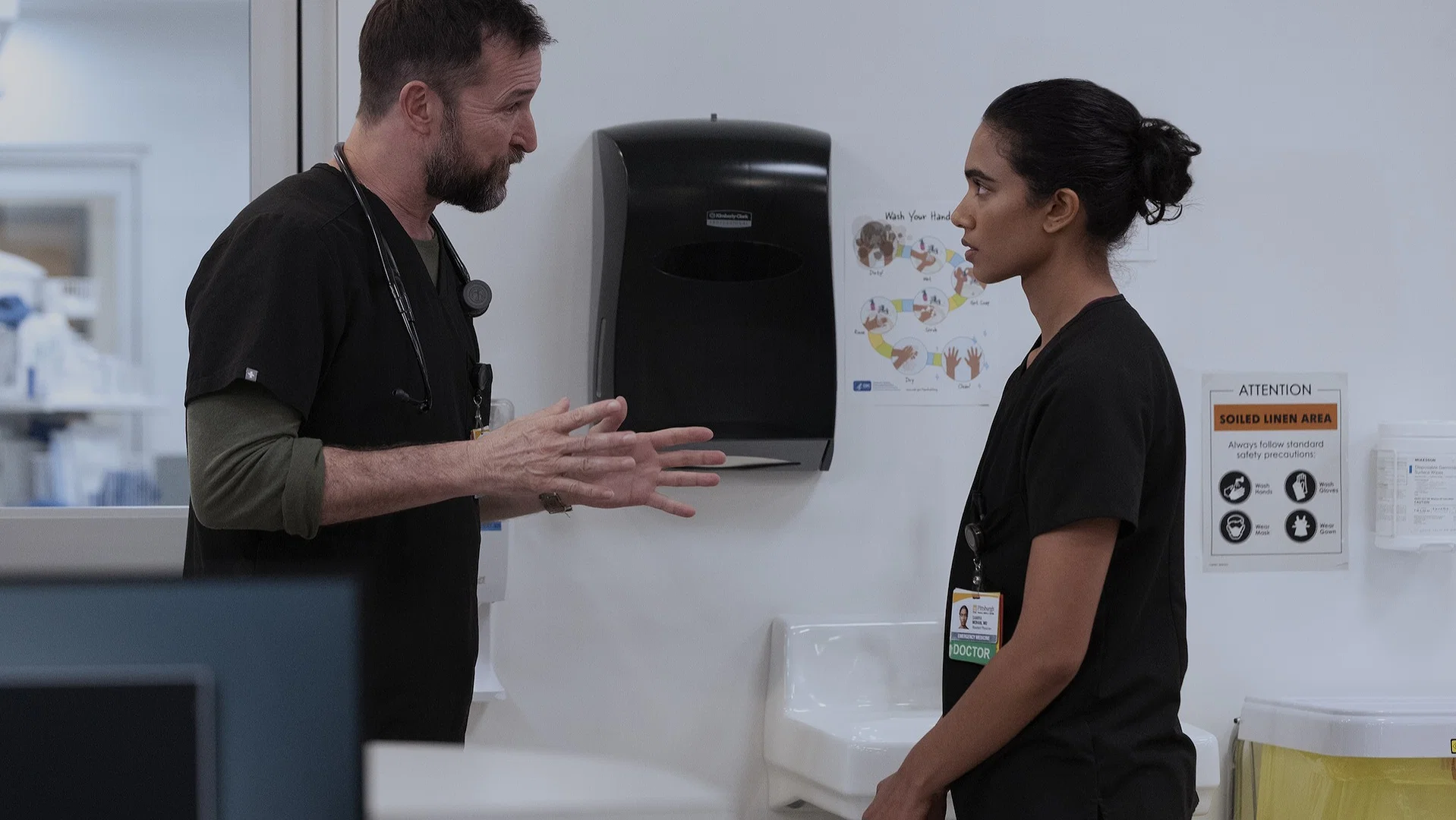 Noah Wyle Explains Dr. Mohan Actor Supriya Ganesh’s Exit in Season 3 11 Supriya Ganesh and Noah Wyle in The Pitt (2025)