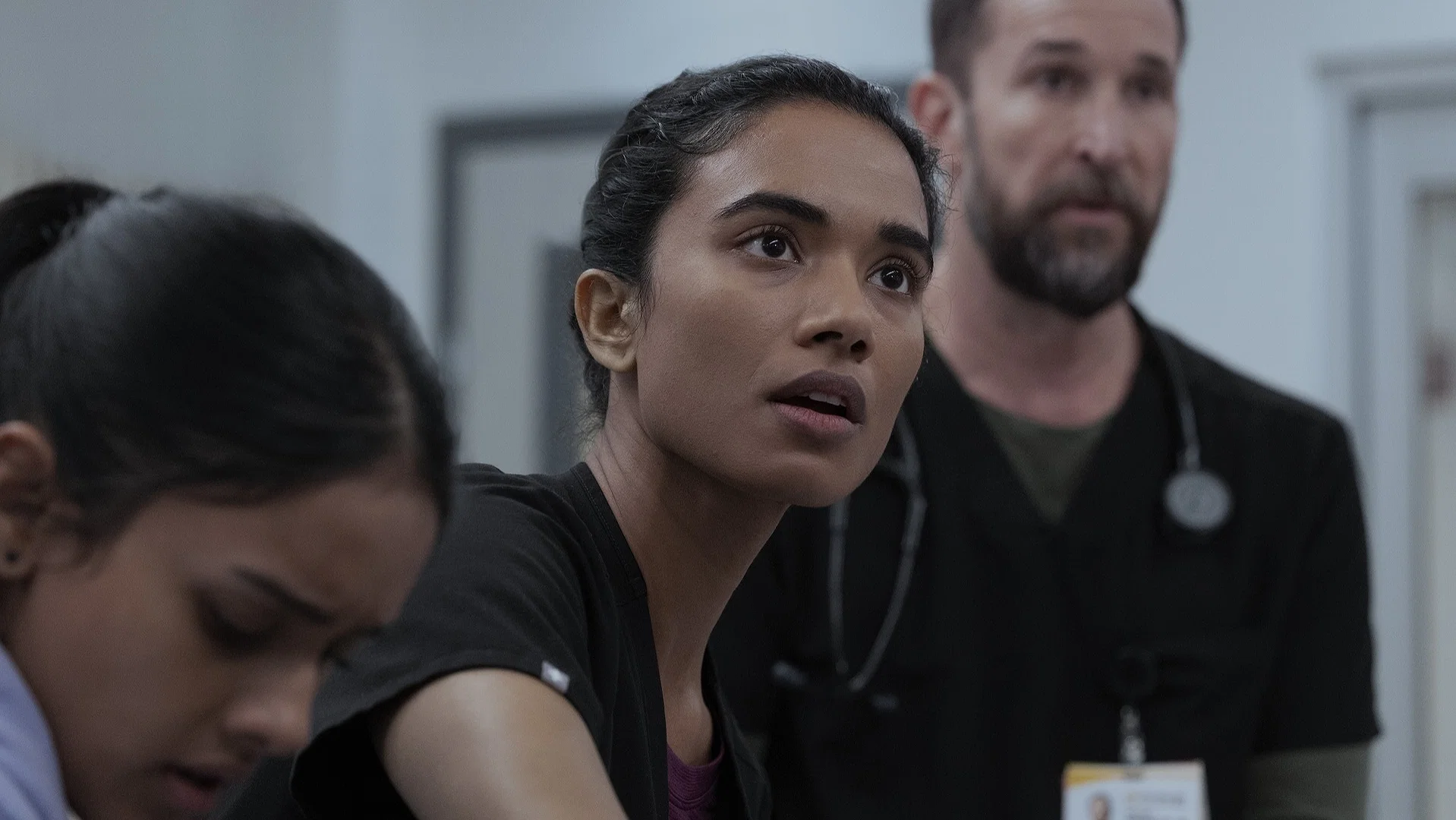 Noah Wyle Explains Dr. Mohan Actor Supriya Ganesh’s Exit in Season 3 9 Shabana Azeez, Supriya Ganesh, and Noah Wyle in The Pitt (2025)