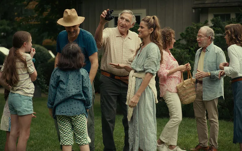 Fantasy Life Review: A Charming but Unoriginal New York Rom-Com With a Star-Studded Ensemble