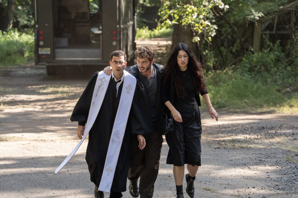 (L to R) Dan Levy as Nicky, Boran Kuzum as Yusuf, and Taylor Ortega as Morgan in BIG MISTAKES. 
