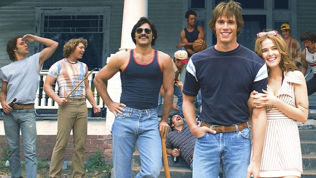 All the cast in 80's outfit in a still from Everybody Wants Some!! (2016)