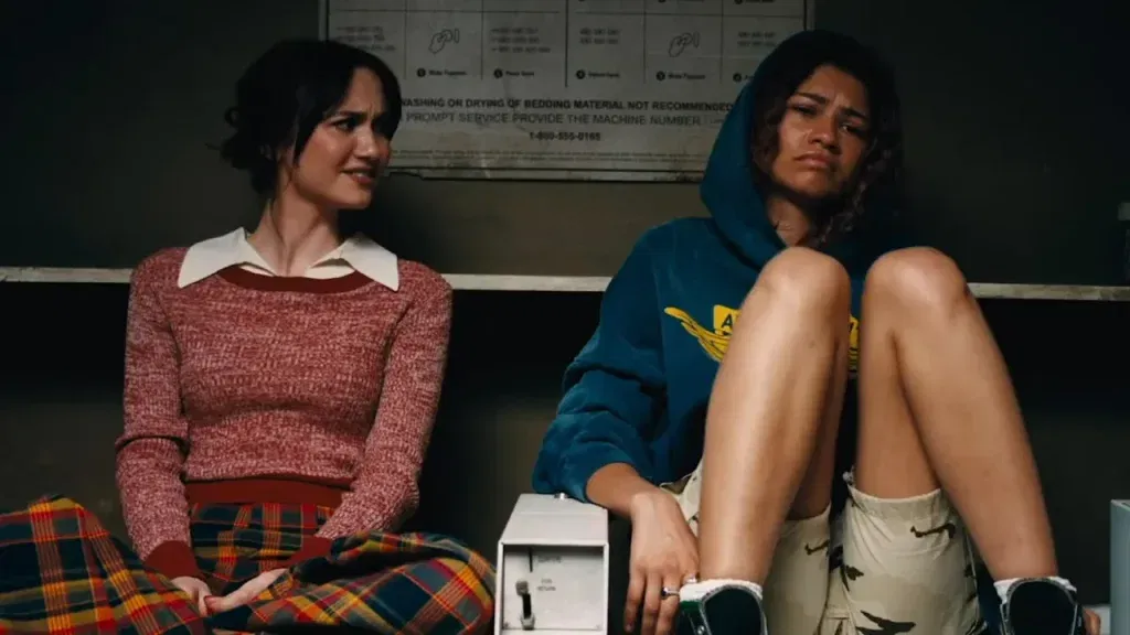 Maude Apatow and Zendaya in Euphoria Season 3