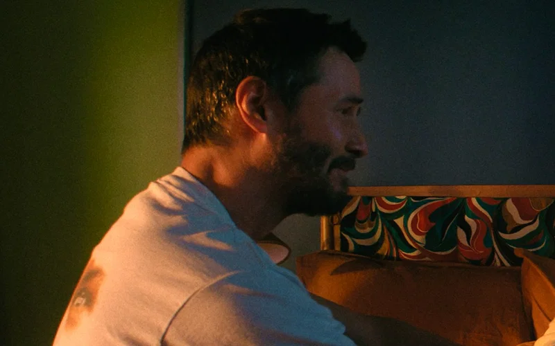 Reeves Shines in a Thoughtful, Foul-Mouthed, and Empathetic Comedy 3 016 Outcome Feature F01204F f 1