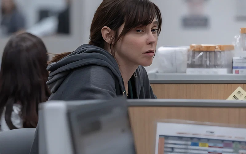 00 P.M." 3 fiona dourif