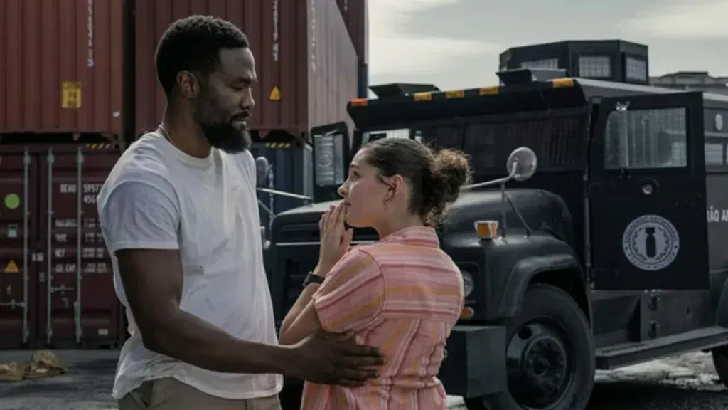 Yahya Abdul-Mateen II and Billie Boullet in a still from Man on Fire