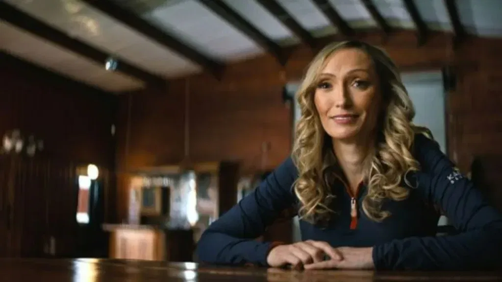  The Shooting at Hawthorne Hill