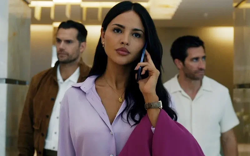 Henry Cavill, Eiza González, and Jake Gyllenhaal in In the Grey
