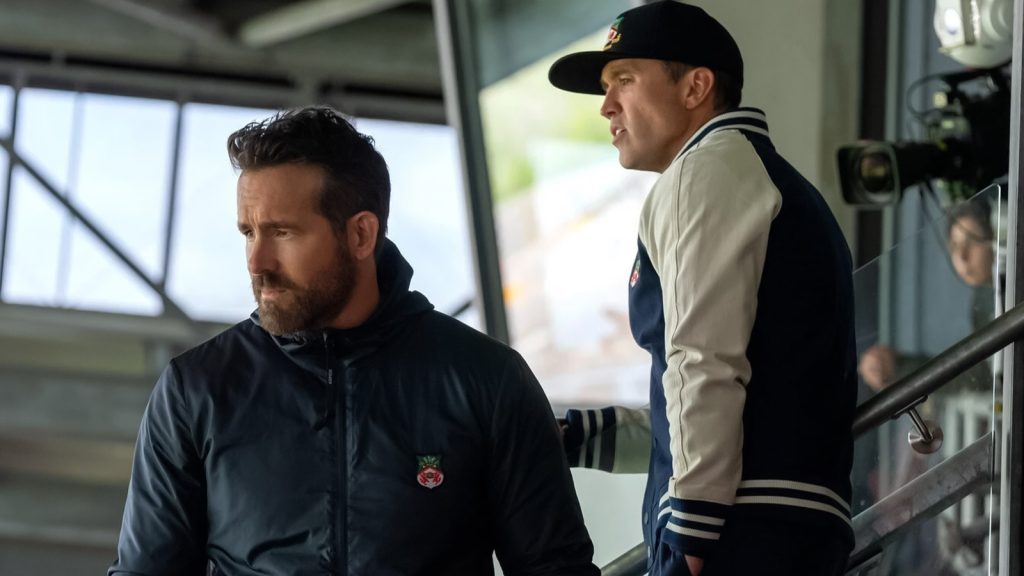 Ryan Reynolds and Rob Mcelhenney in Welcome to Wrexham