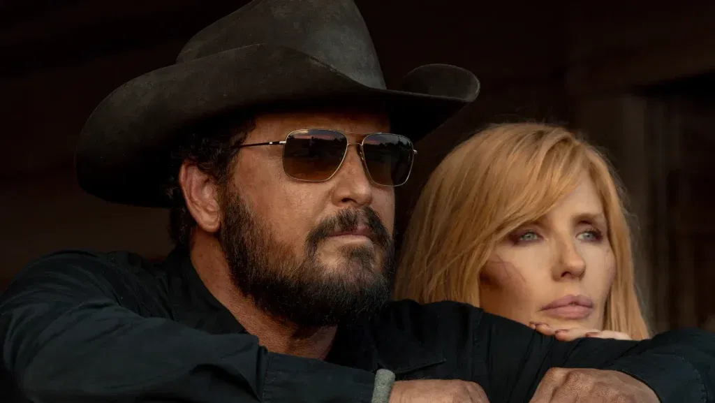 Rip Wheeler and Beth Dutton on the ranch