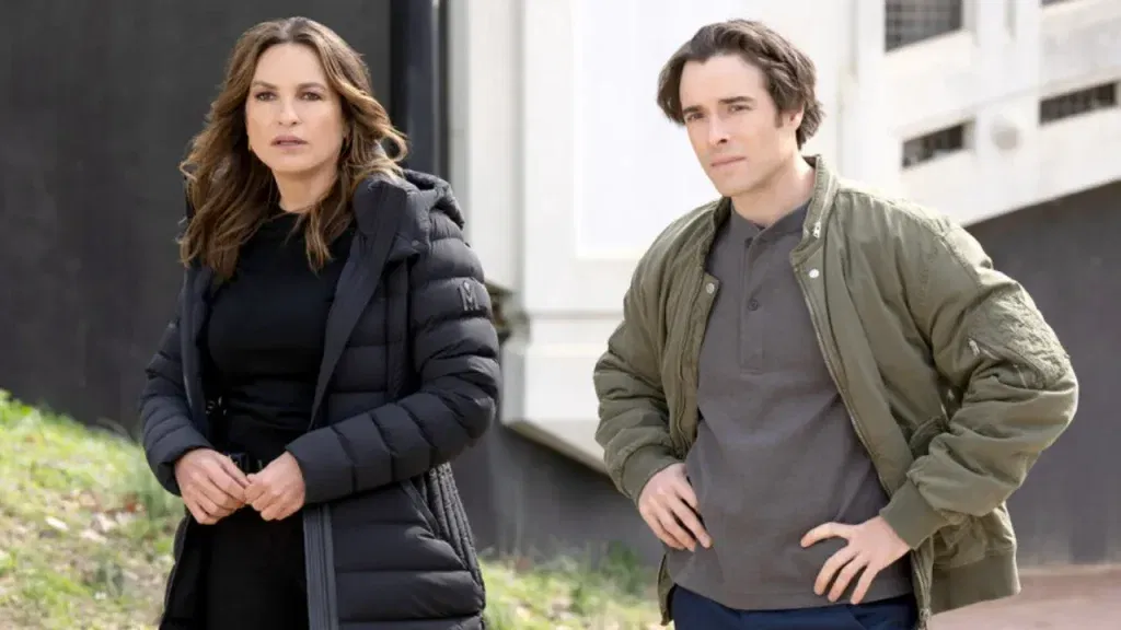 Law & Order: SVU Season 27 Ending Explained: What Happens to Griffin as the Squad Pursues a 'Monster'? 8 Benson and Griffin in Law & Order: SVU Season 27