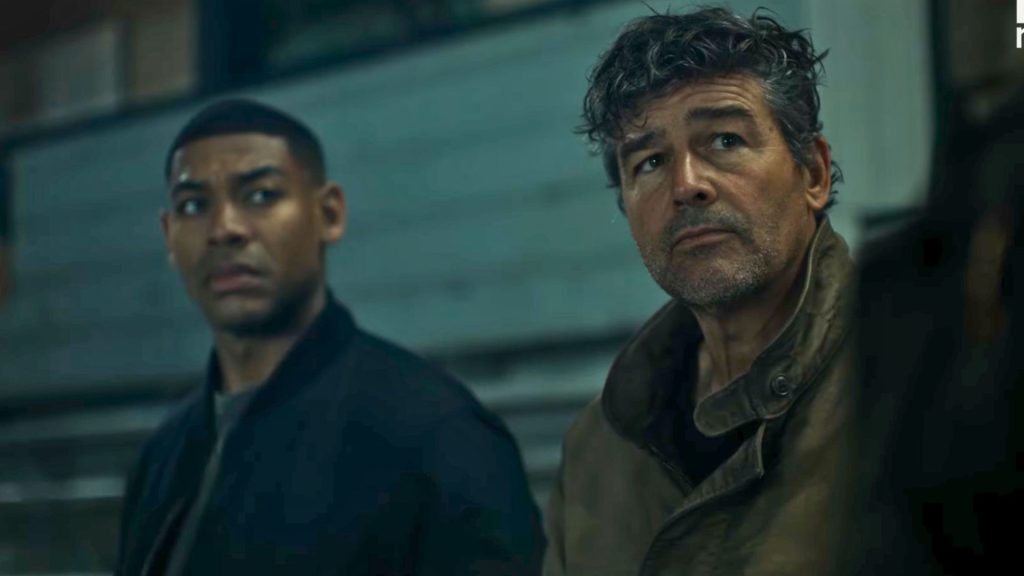 Aaron Pierre and Kyle Chandler as John Stewart and Hal Jordan in Lanterns