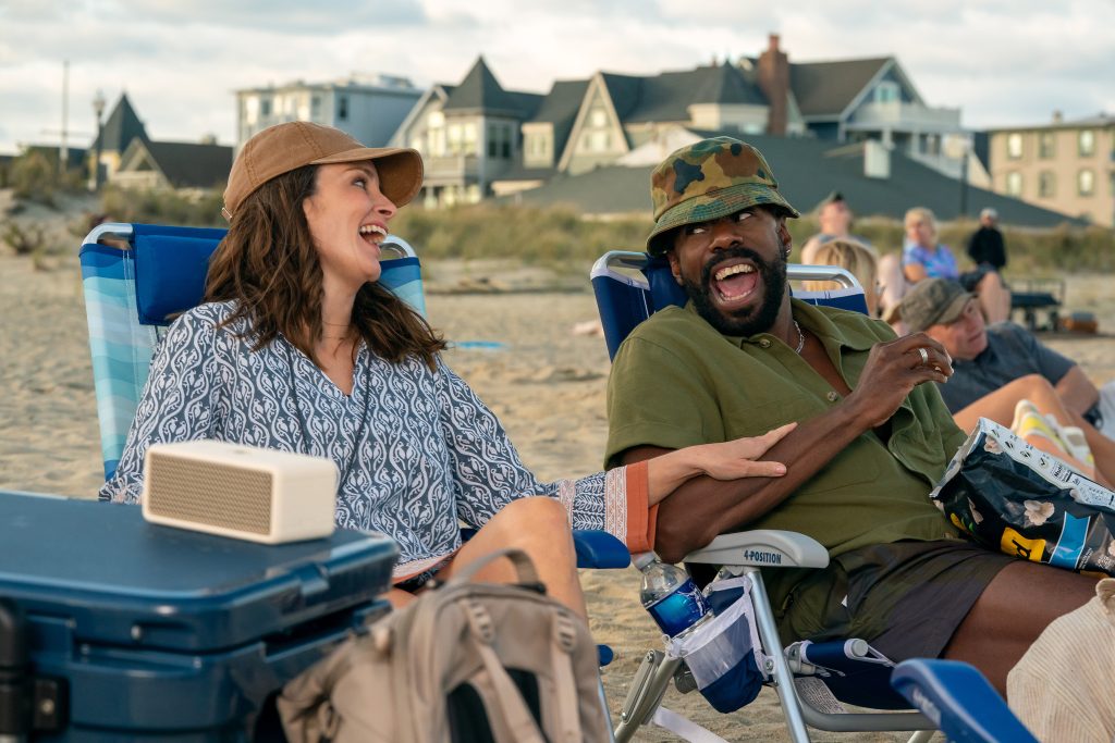 THE FOUR SEASONS, SEASON 2. (L to R) Tina Fey as Kate and Colman Domingo as Danny in Episode 203 of The Four Seasons, Season 2. Cr. Emily V. Aragones/Netflix © 2025